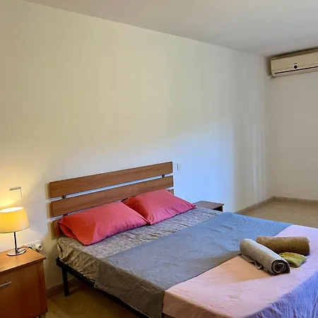 Private Double Bedroom With Bathroom In Shared House * San Giuliano